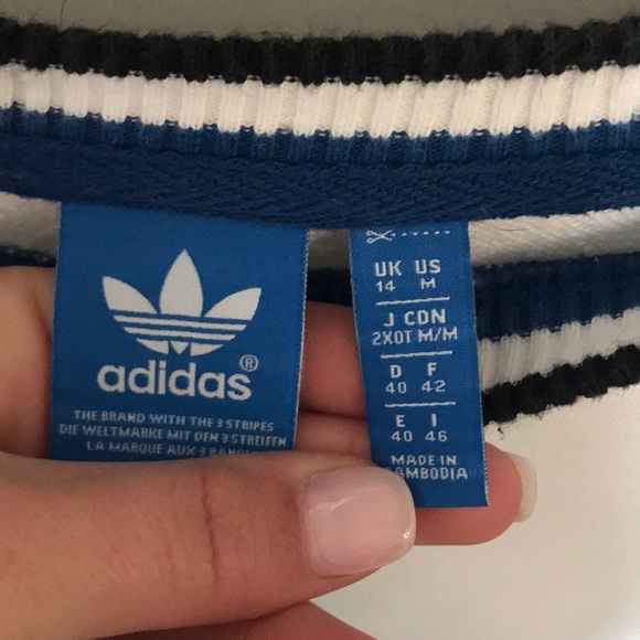 Adidas Pullover Sweatshirt sz M - Picture 2 of 2